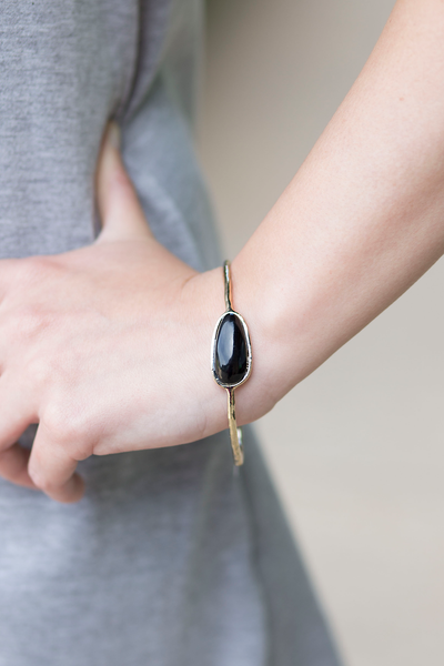 Oval Stone Bangle - Black
