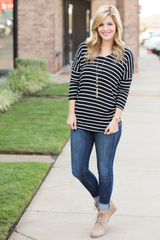 black and white striped 3/4 length top