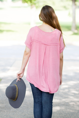 basic tee for all year round