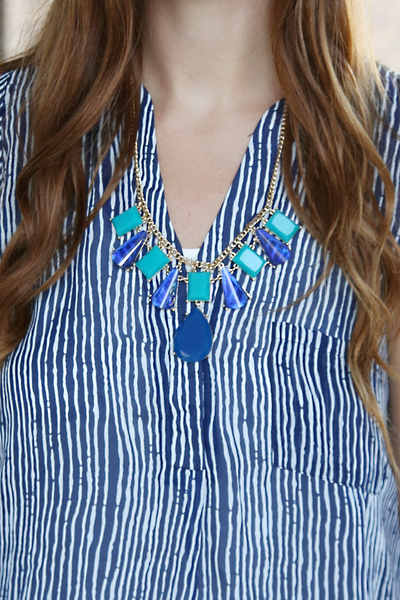 Blue Jewel Toned Necklace
